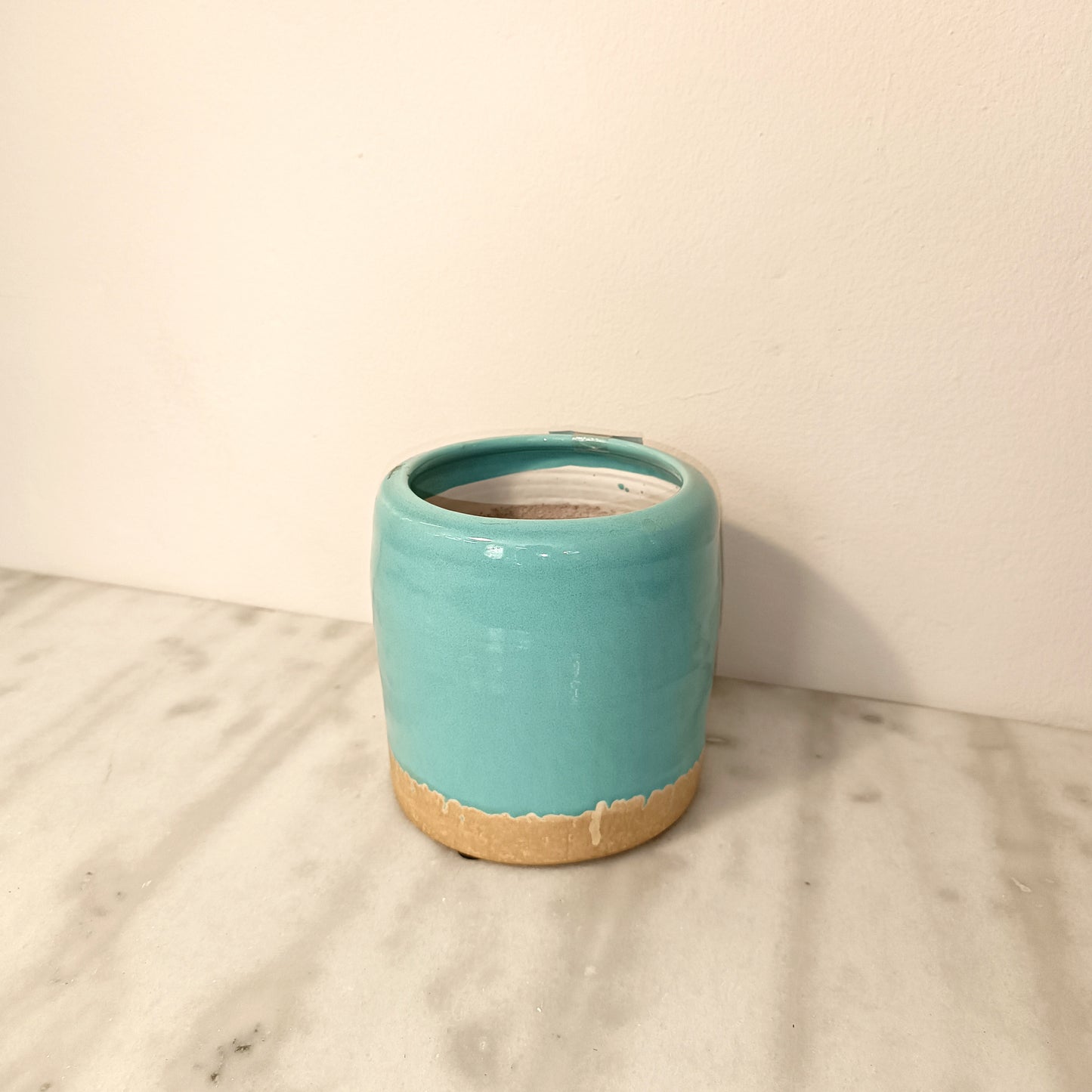 Blue glaze planter