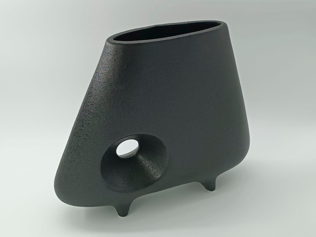 Kurinuri Vase