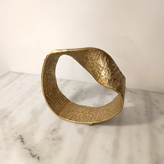 Twisted gold sculpture
