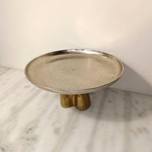 Silver metal cake stand