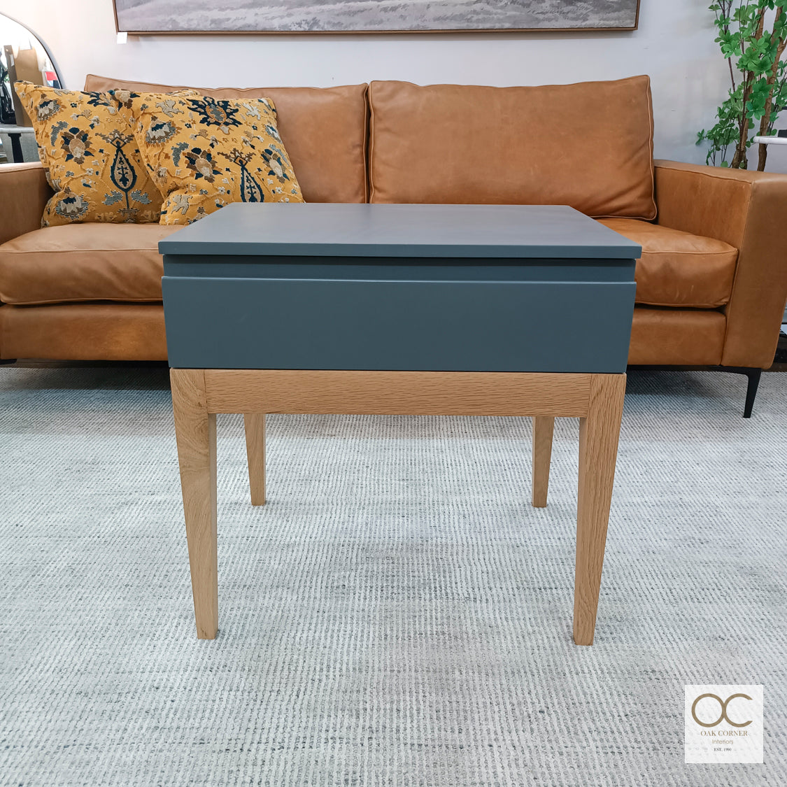 Vision Pedestal